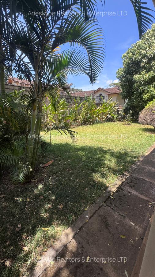 5 Bed House with En Suite in Kitisuru - 2