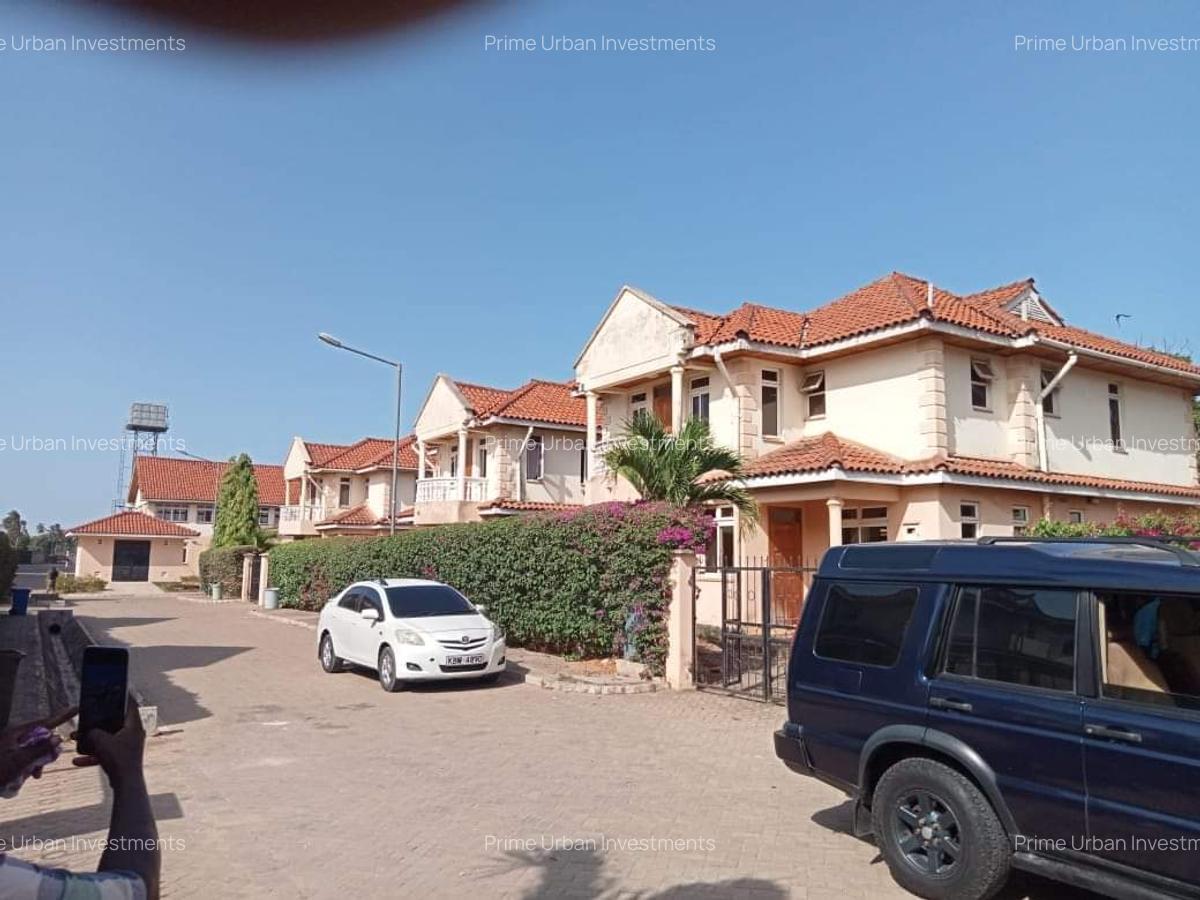 4 Bed Townhouse with En Suite in Mtwapa - 8