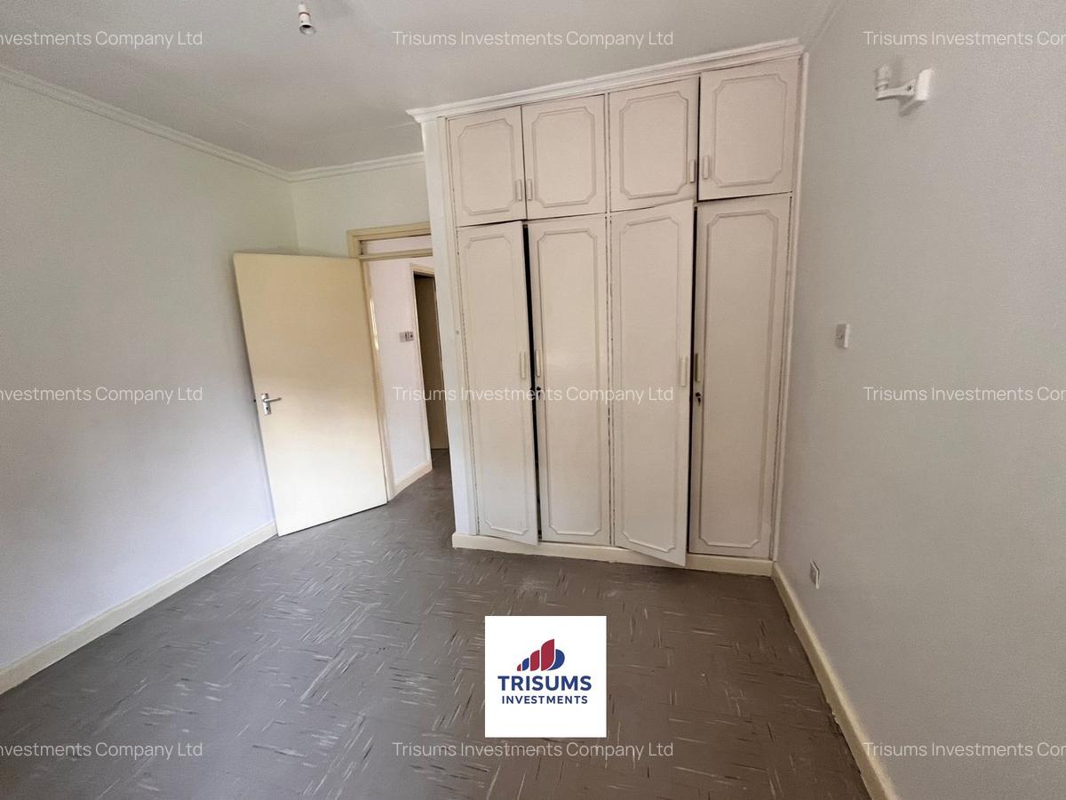 4 Bed Townhouse with En Suite at Church Rd - 20