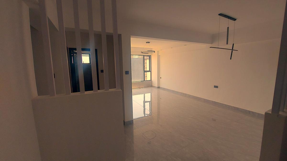 3 Bed Apartment with En Suite at Wood Avenue - 1