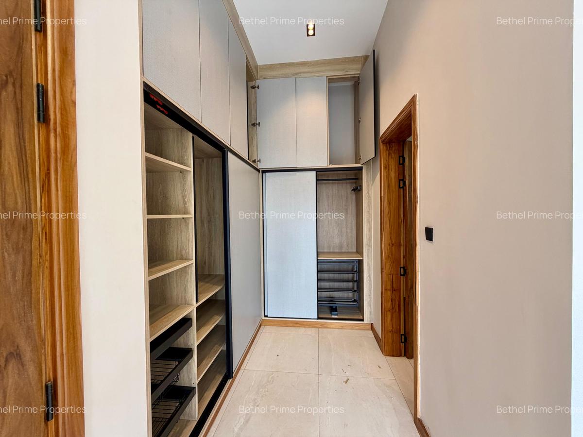 4 Bed Apartment with En Suite in Loresho - 17