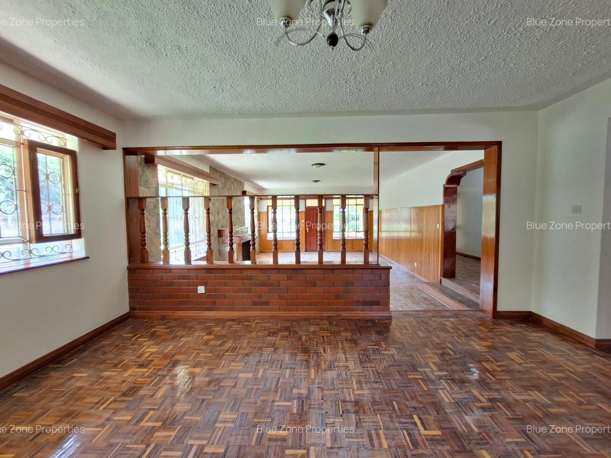 6 Bed House with En Suite at Off Redhill Dr - 12