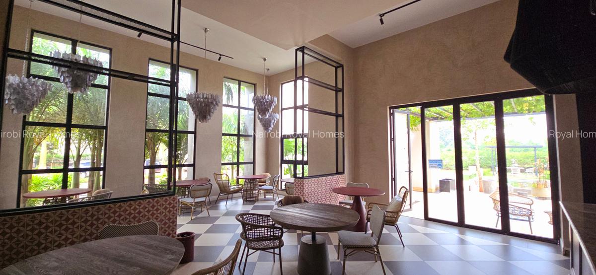 4 Bed House with En Suite at Palm Valley - 16