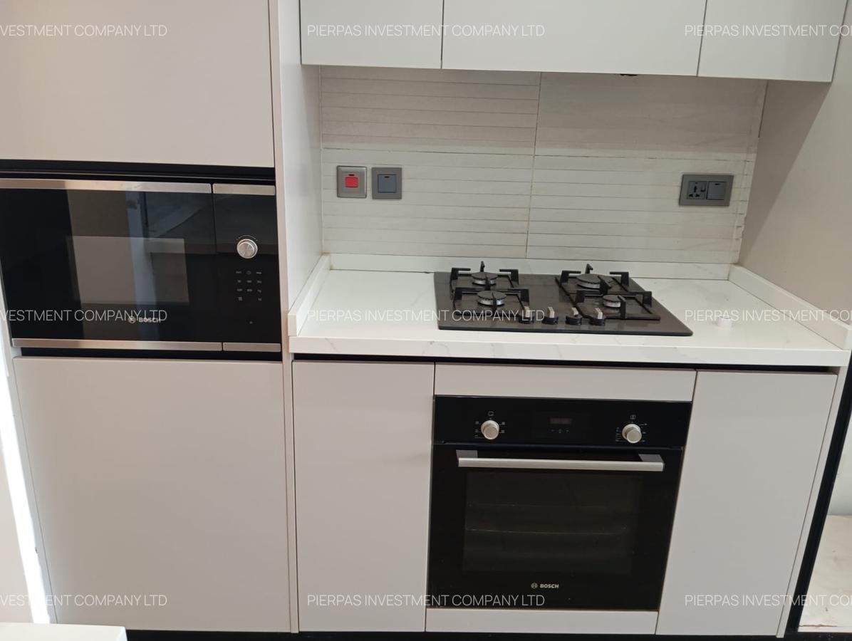 3 Bed Townhouse with En Suite in Riverside - 5