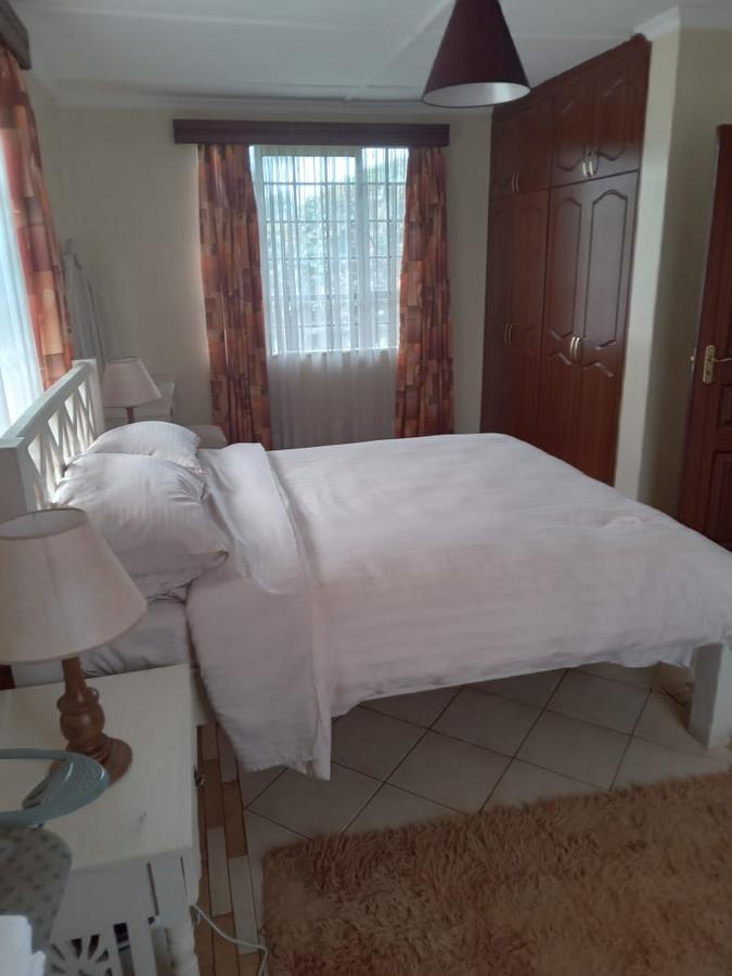 Serviced 1 Bed Apartment with Parking in Gigiri - 4