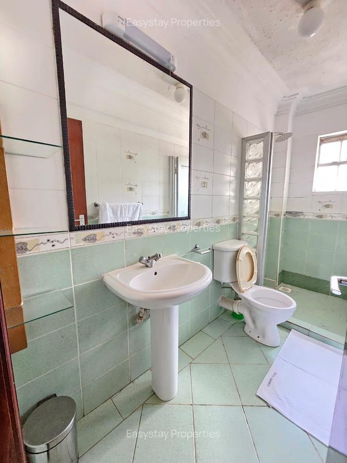 Serviced 2 Bed Apartment with En Suite in Westlands Area - 8
