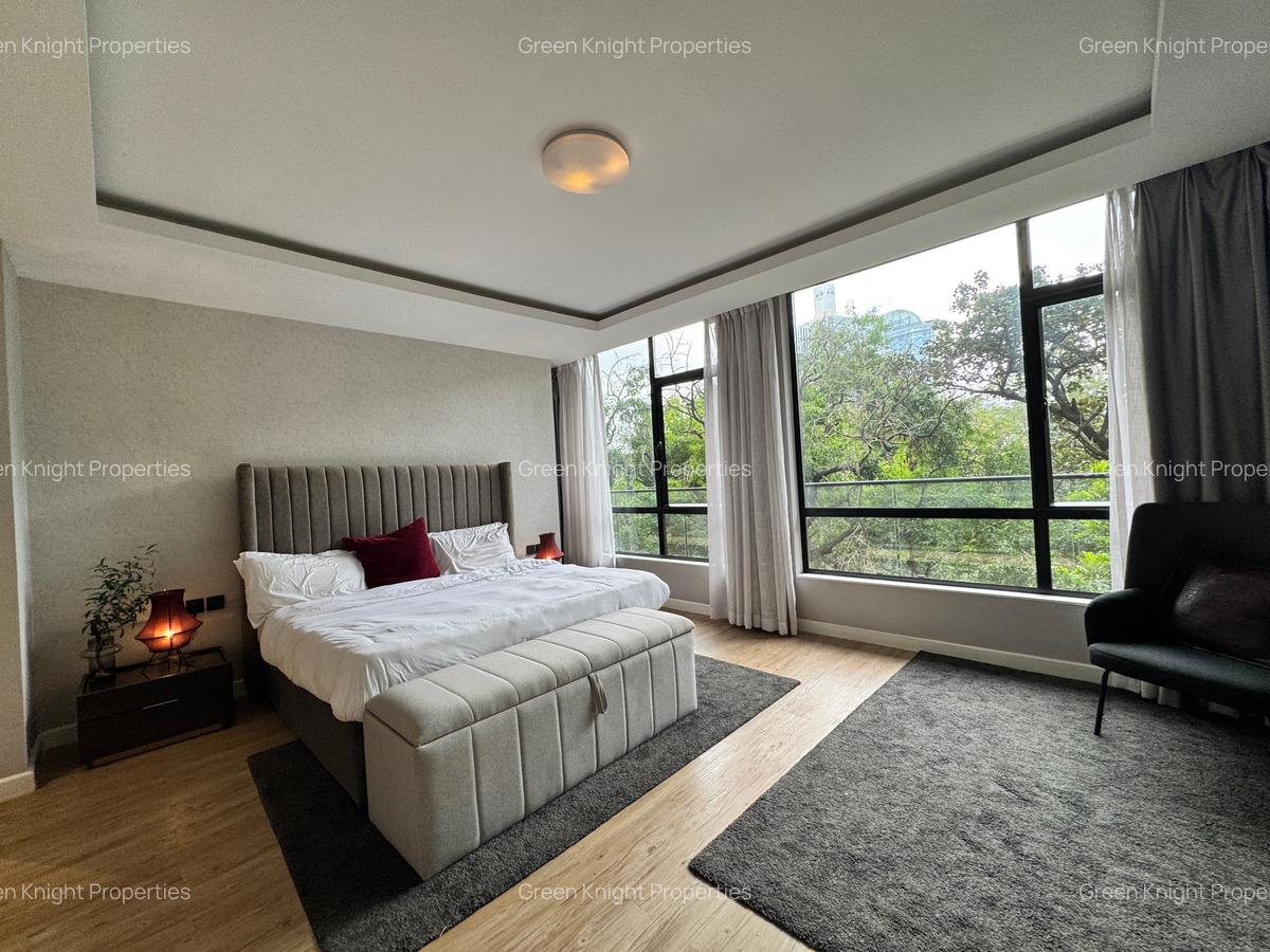 Serviced 2 Bed Apartment with En Suite in Westlands Area - 15