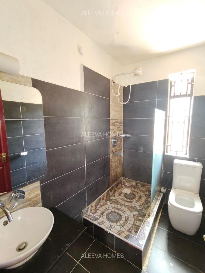 3 Bed Apartment with En Suite in Lavington - 11