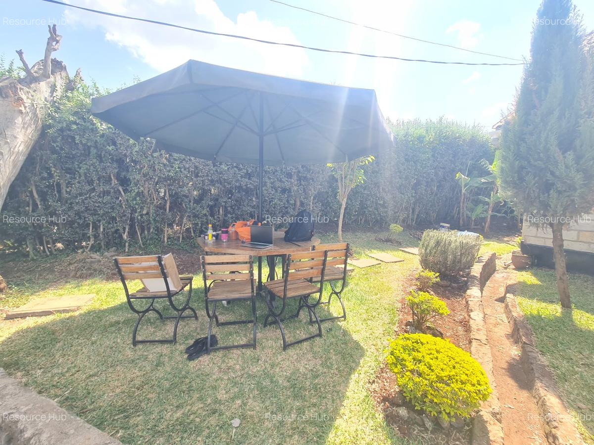 4 Bed House with En Suite at Bomas - 3