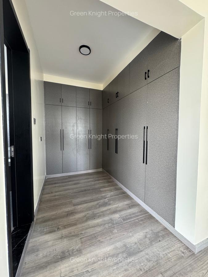 Serviced 4 Bed Apartment with En Suite in Lavington - 9