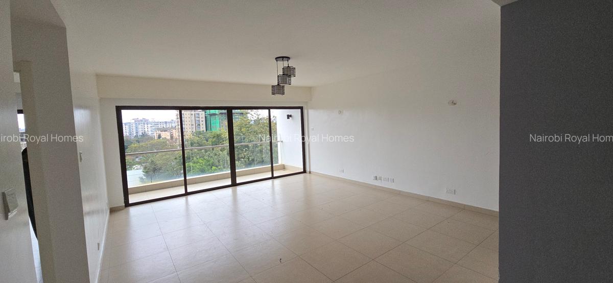 2 Bed Apartment with En Suite at Lavington Road - 10