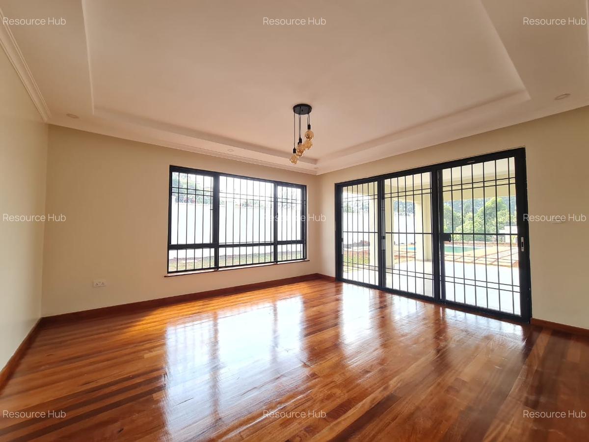 6 Bed House with En Suite at Loresho - 5