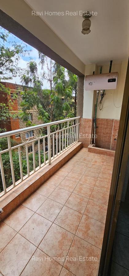 2 Bed Apartment with En Suite in Lavington - 6