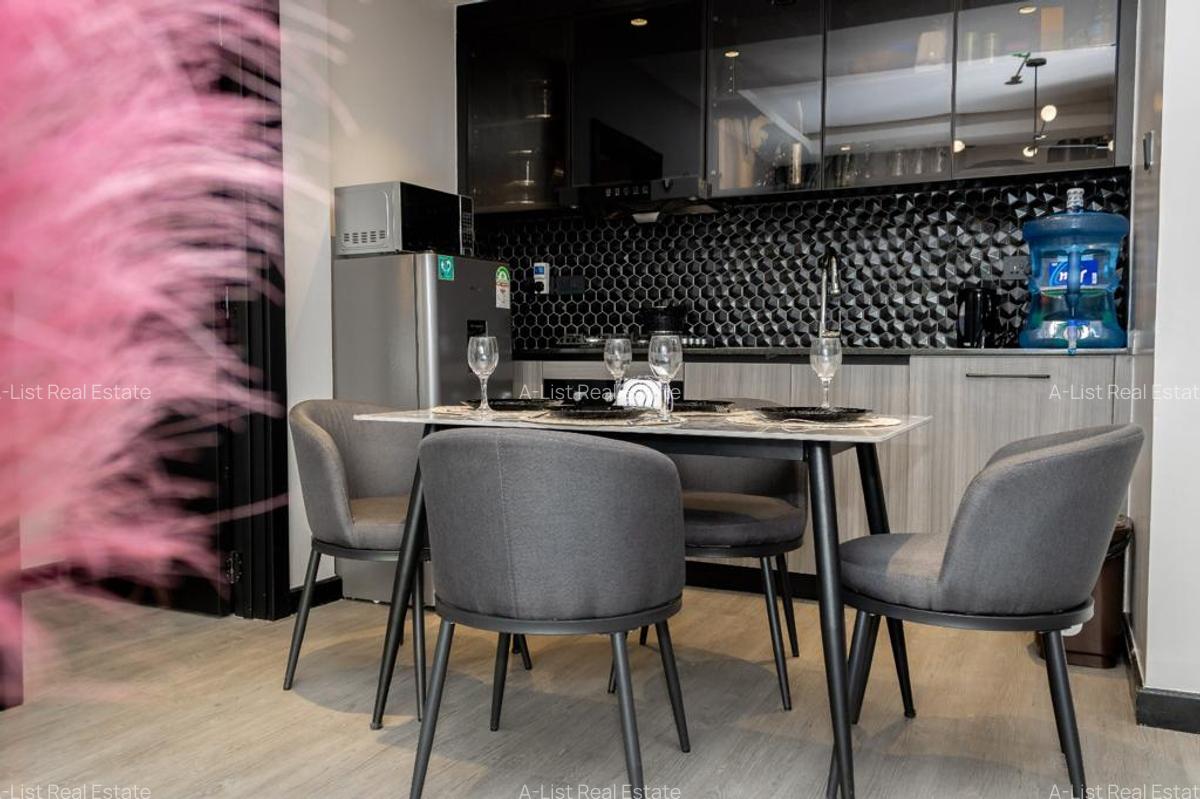 Furnished 2 Bed Apartment with En Suite at Lantana Road - 4