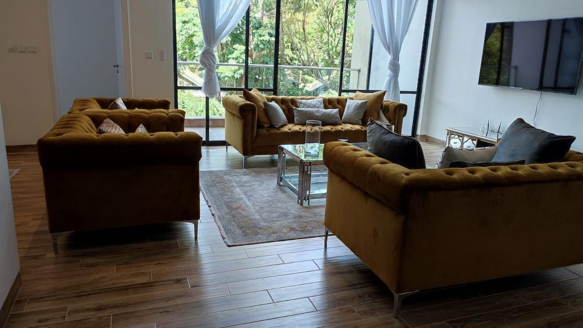 Serviced 3 Bed Apartment with En Suite at Riverside. - 4