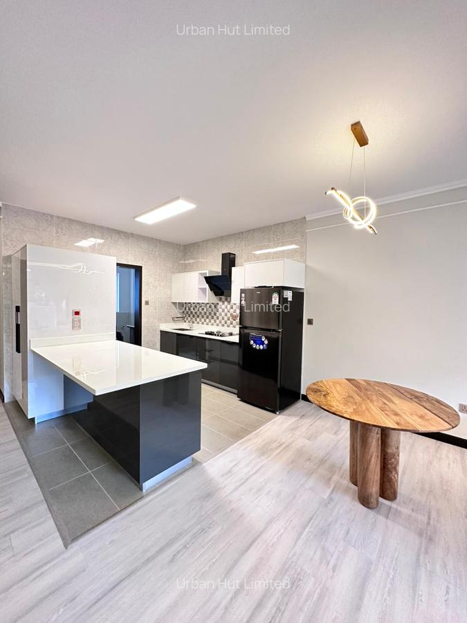 2 Bed Apartment with En Suite in Riverside - 3