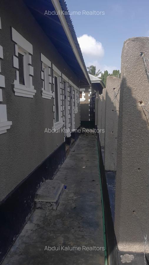 10 Bed House with Borehole at Bamburi - 6