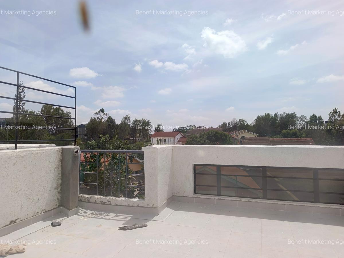 4 Bed Townhouse with En Suite at Veterinary Centre - 5