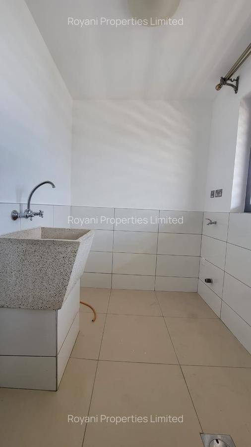 2 Bed Apartment with En Suite in Thika Road - 16