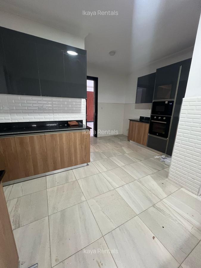 3 Bed Apartment with En Suite in Kileleshwa - 3