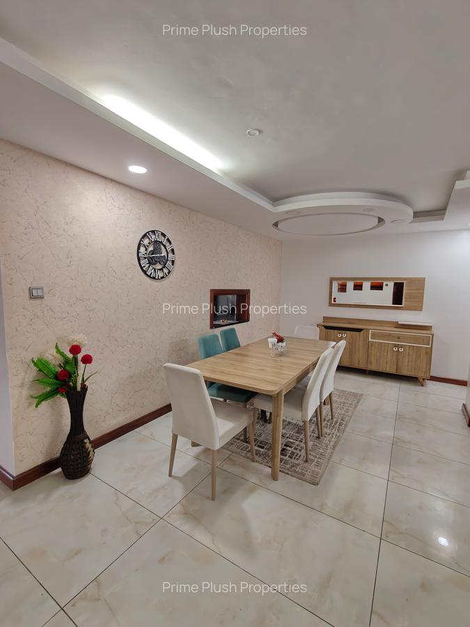 4 Bed House with Swimming Pool in Riverside - 3