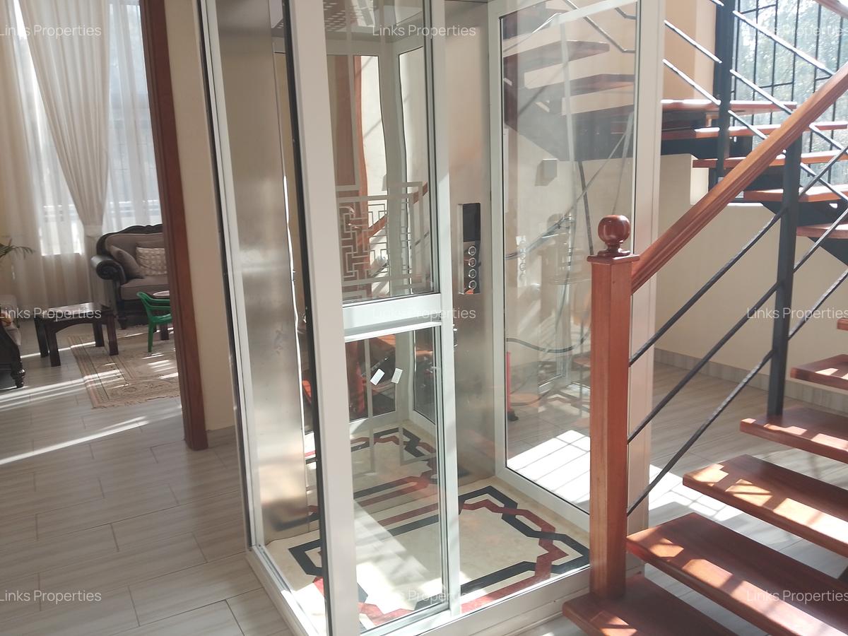 7 Bed Townhouse with En Suite at Ndege Road - 12