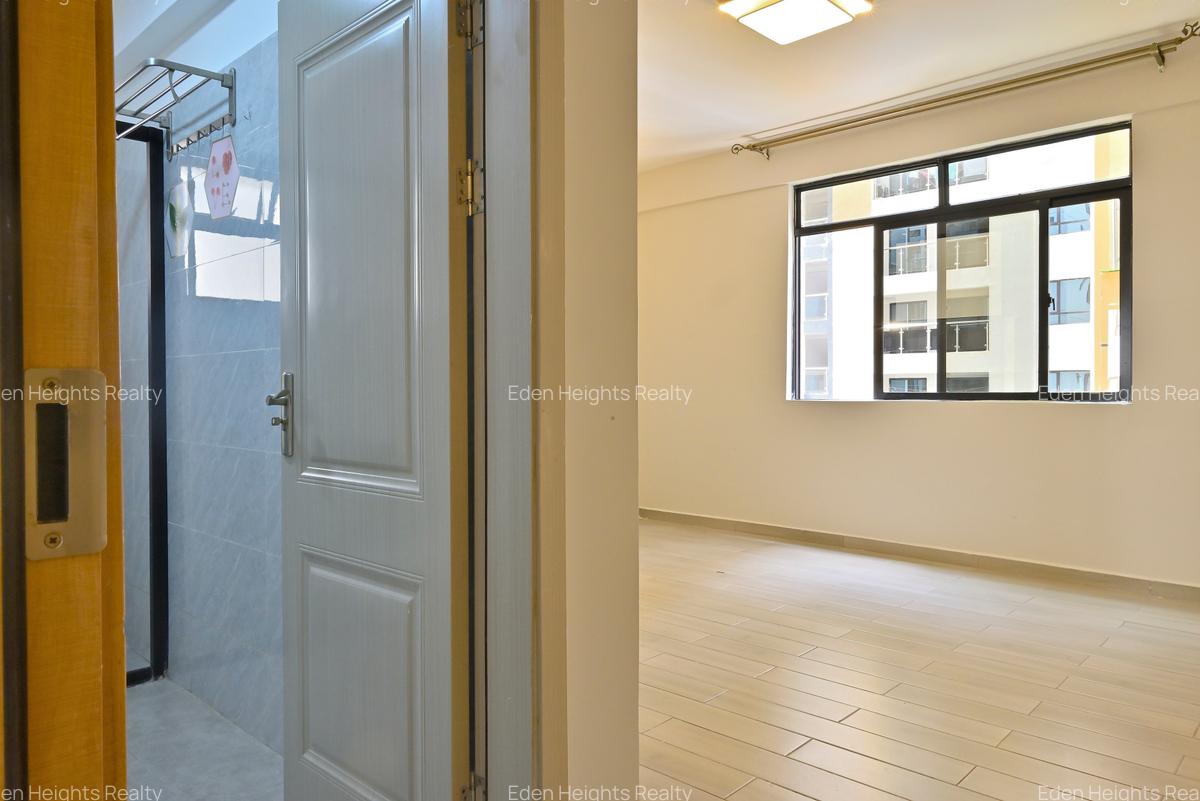 2 Bed Apartment with En Suite at Othaya Road - 10