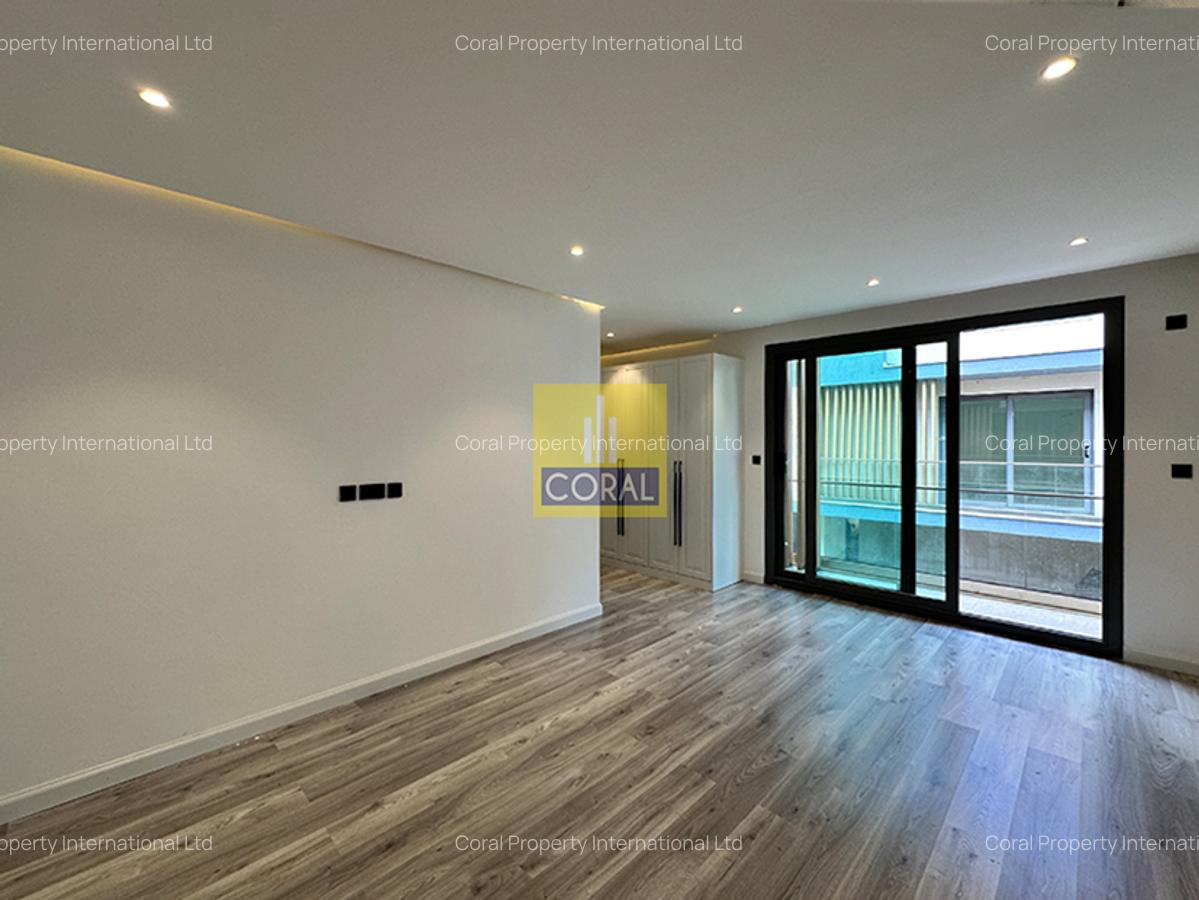 5 Bed Villa in Lavington - 4