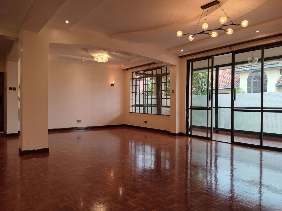 3 Bed Apartment with En Suite in Kilimani - 1