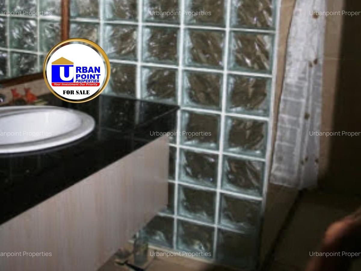 3 Bed House with En Suite in Nyali Area - 9