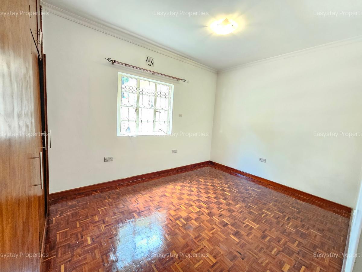 4 Bed House with En Suite in Kitisuru - 9