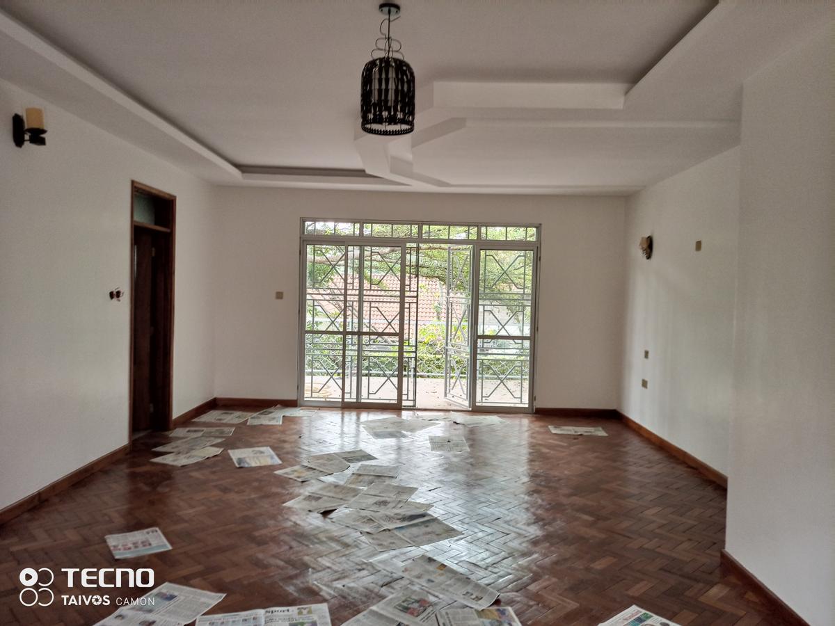 5 Bed Townhouse with En Suite at Off Spring Valley Road - 16