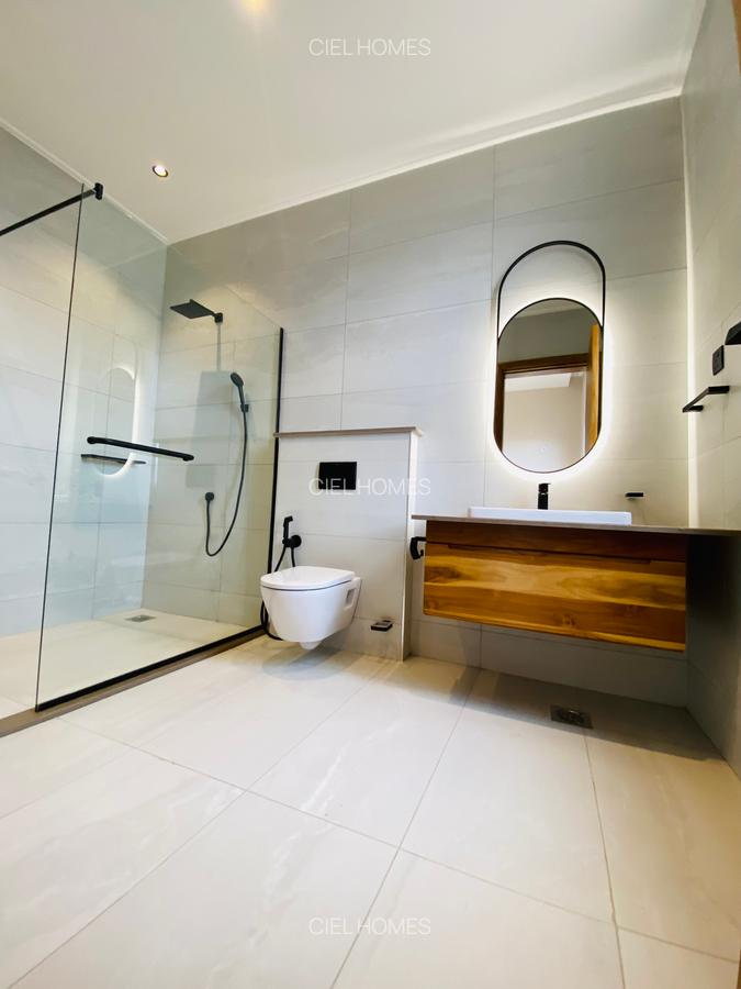 4 Bed House with En Suite in Loresho - 17