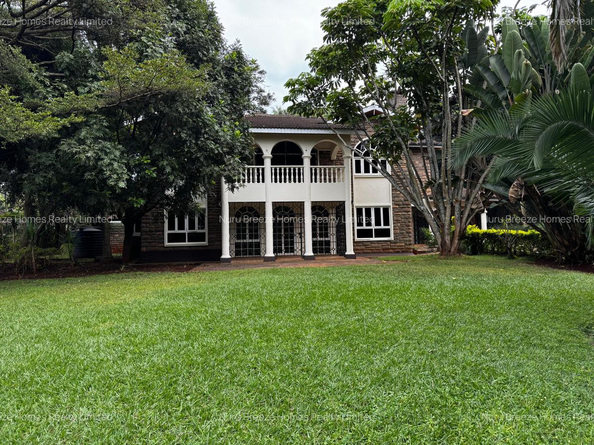 5 Bed House with En Suite in Hill View - 12