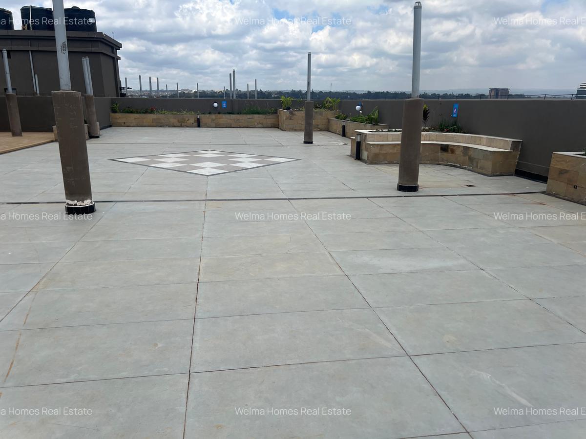 3 Bed Apartment with En Suite in Riverside - 16