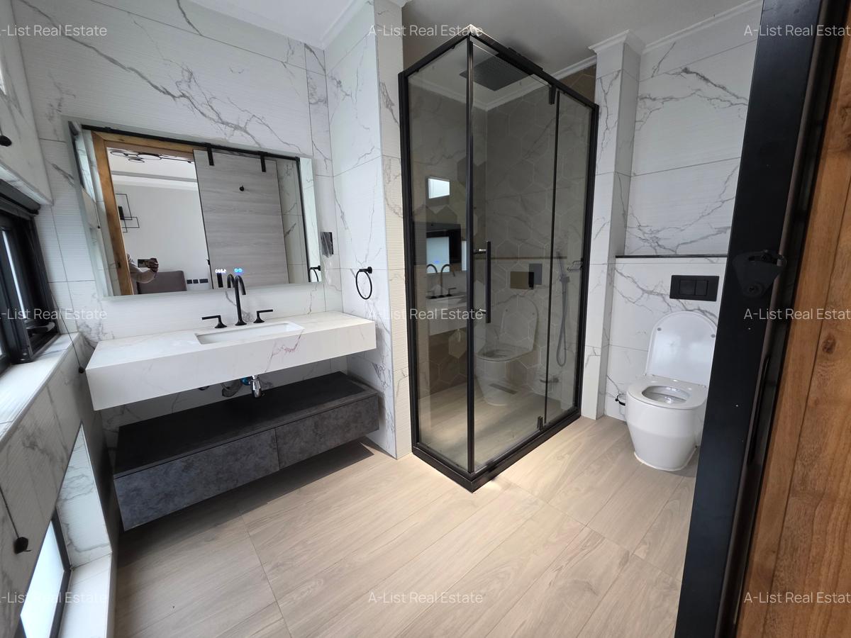 5 Bed Villa with En Suite at Muthangari Road - 12