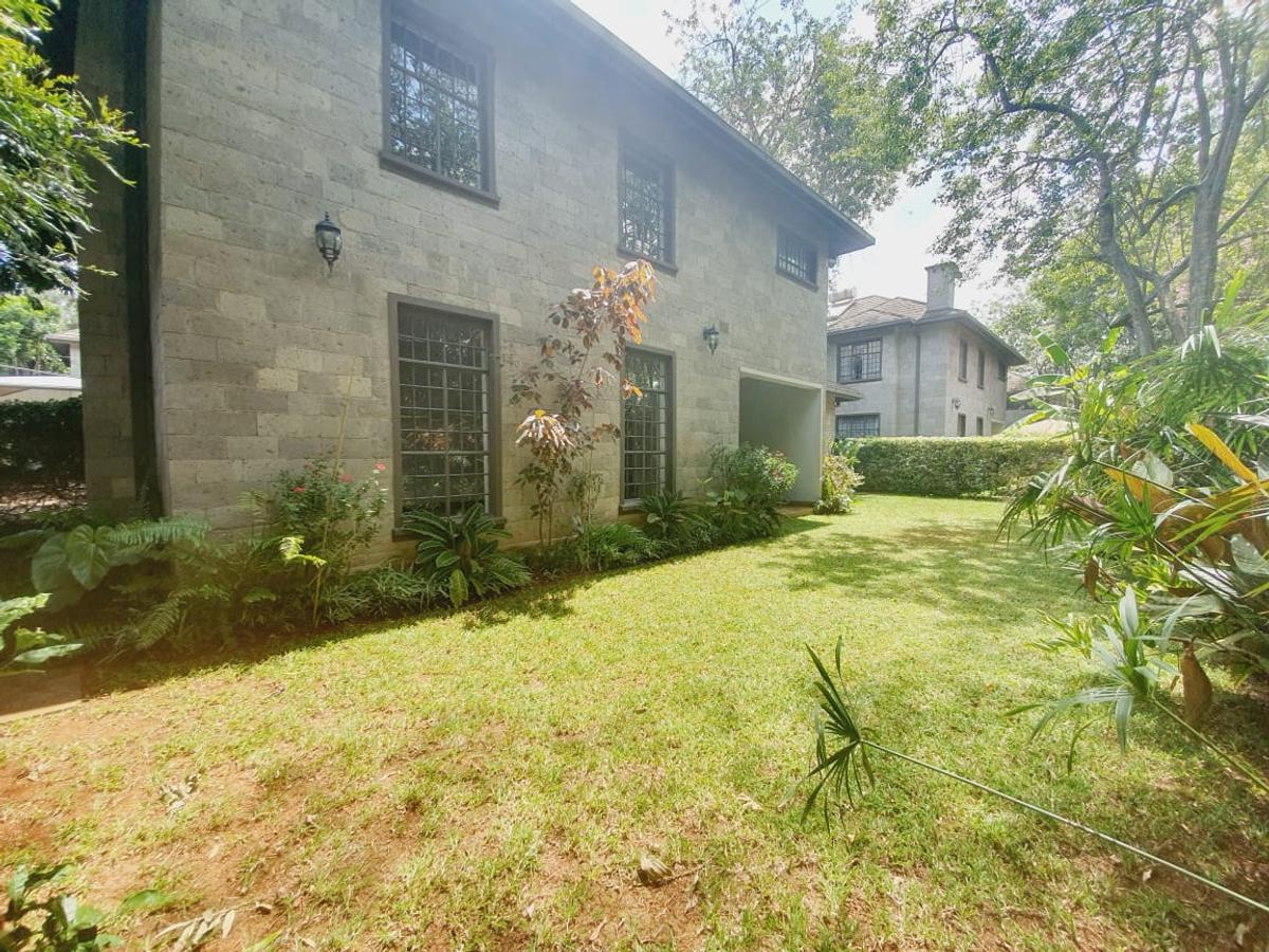 4 Bed Townhouse with En Suite at Spring Valley - 3