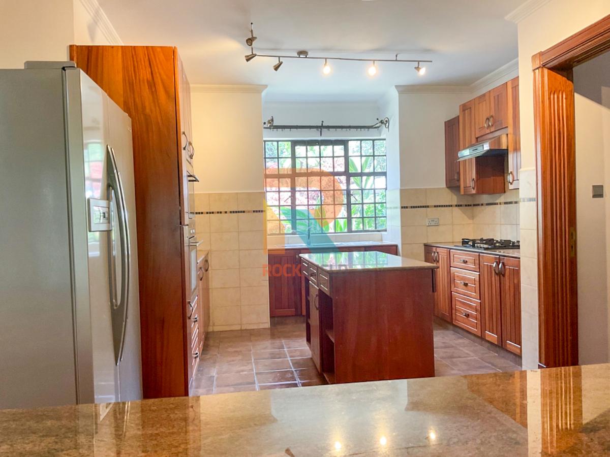 4 Bed Townhouse with En Suite at Peponi Road - 13