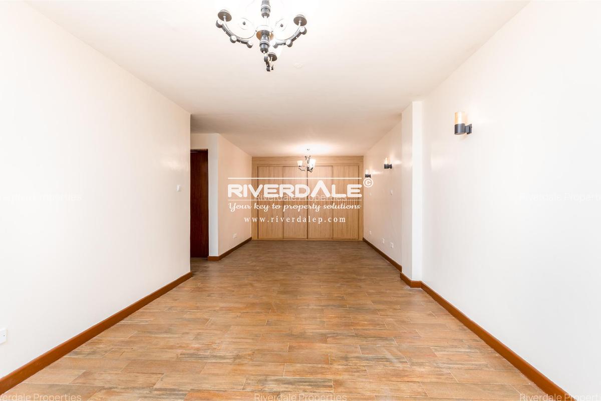 4 Bed Apartment with En Suite in Westlands Area - 18