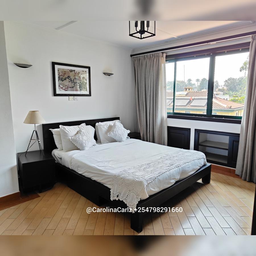 4 Bed Townhouse with En Suite at Brookside Drive - 15