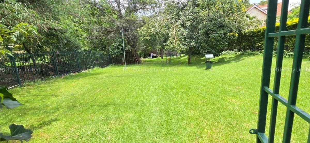 4 Bed Townhouse with En Suite in Lavington - 2