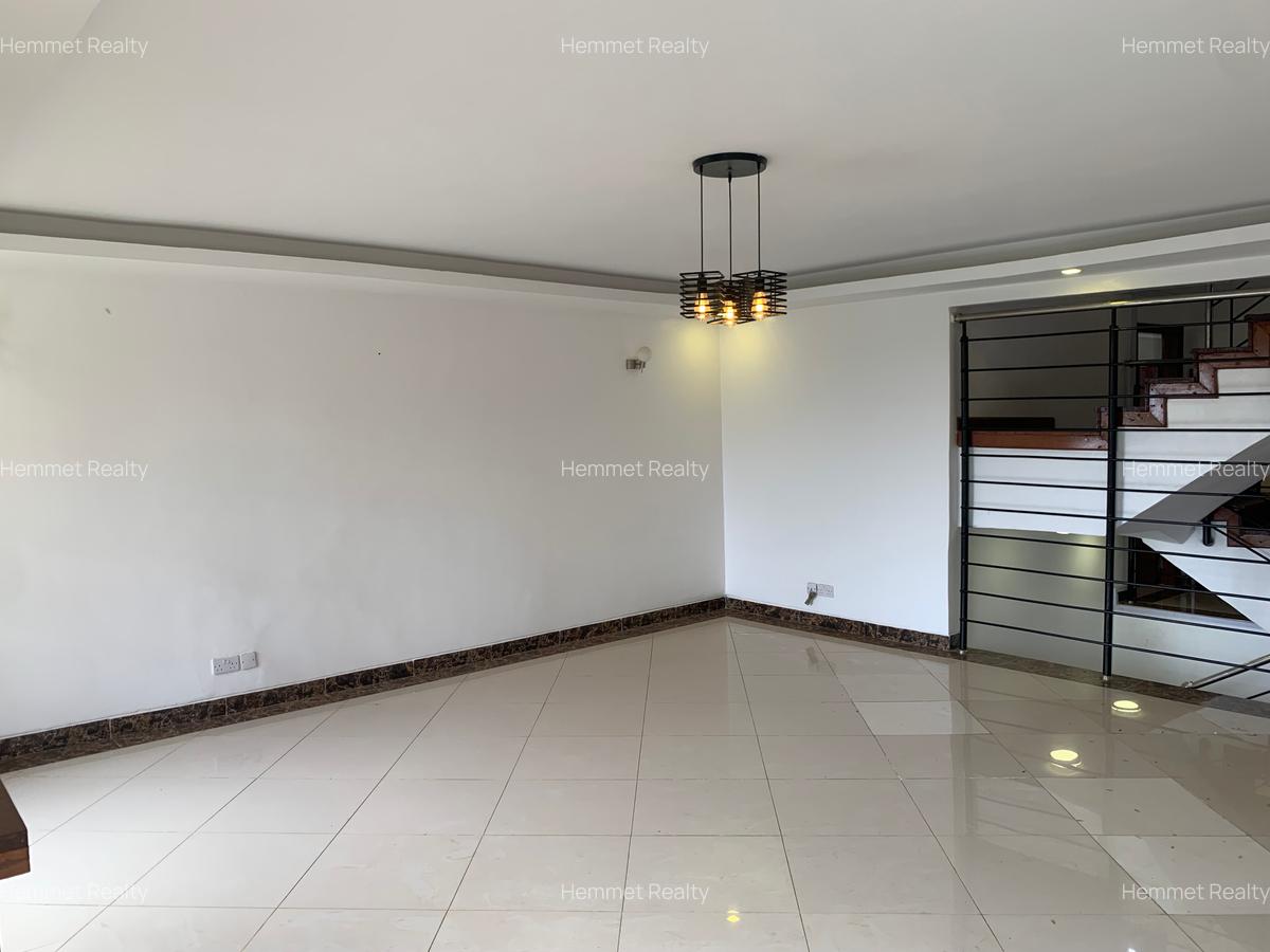 5 Bed Townhouse with En Suite in Kitisuru - 5