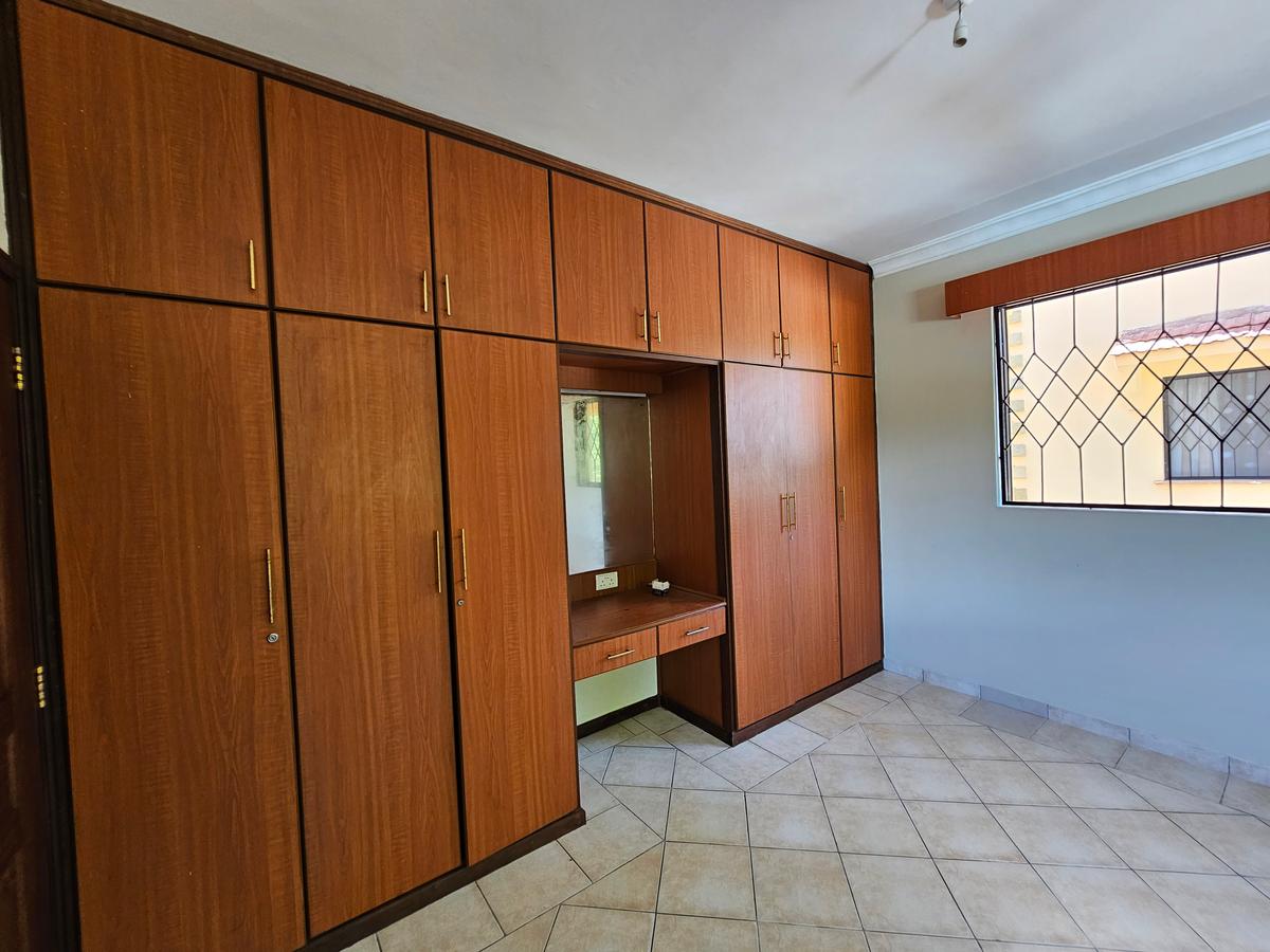 3 Bed Apartment with En Suite in Nyali Area - 5