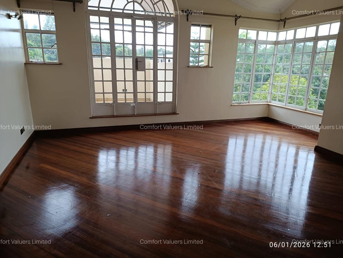 4 Bed Townhouse with En Suite at Windy Ridge - 5
