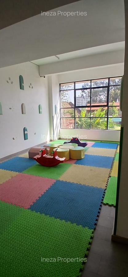 Studio Apartment with En Suite at Kindaruma Road - 11