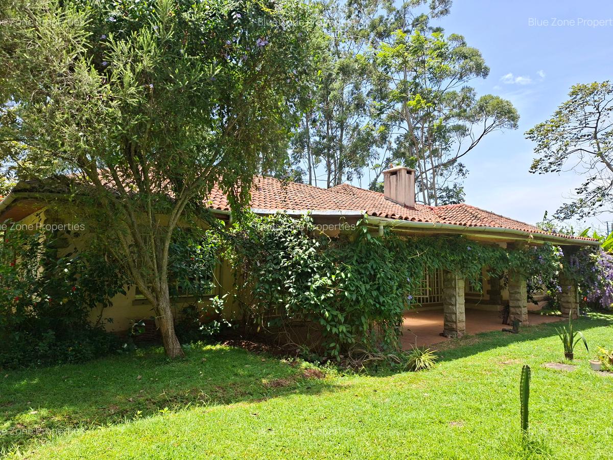 3 Bed Villa with En Suite at Off Ridgeways Rd - 3