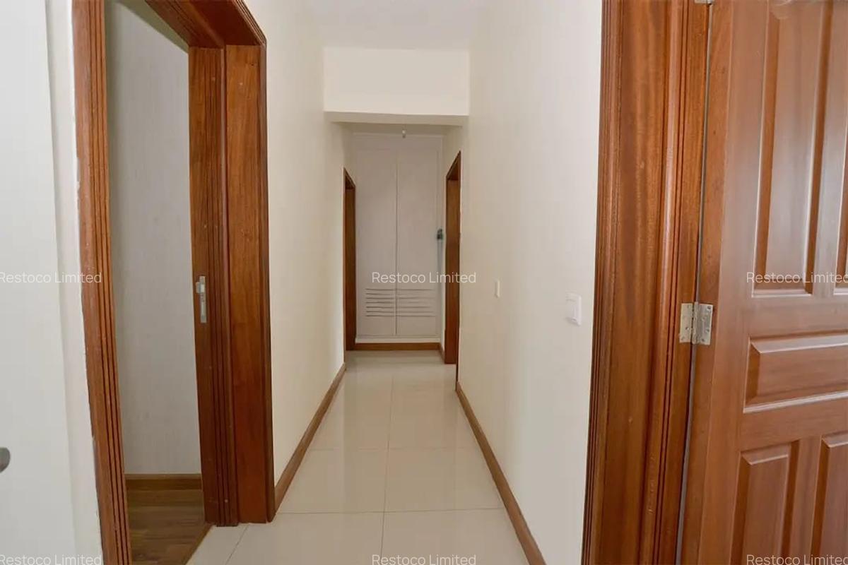 4 Bed Apartment with Borehole at 4Th Parklands - 10