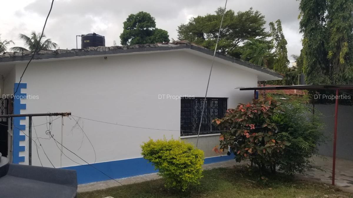 2 Bed House at Vescon - 8