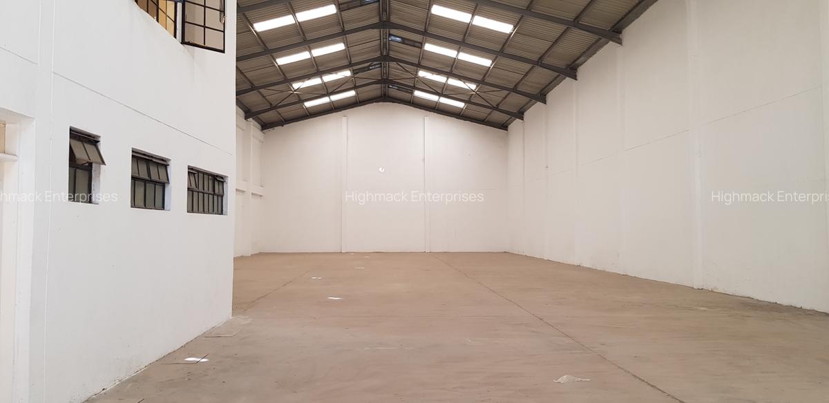 9,000 ft² Warehouse with Service Charge Included at Bypass - 5