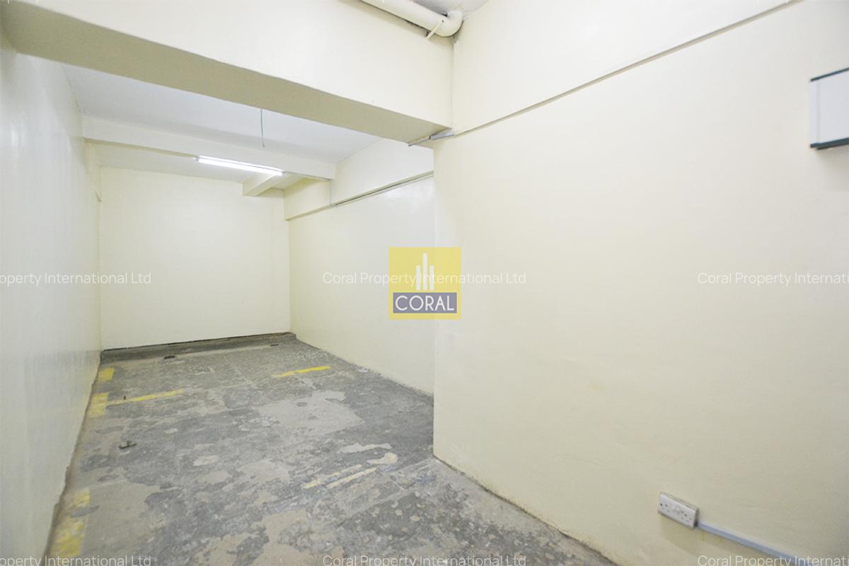 Office in Industrial Area - 8